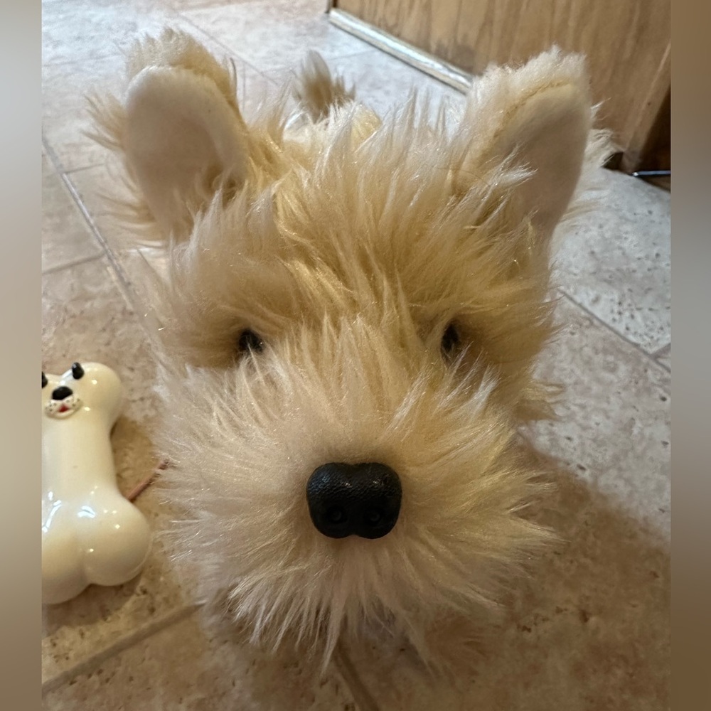 Moving and Barking Dog Toy with Bone - Cream